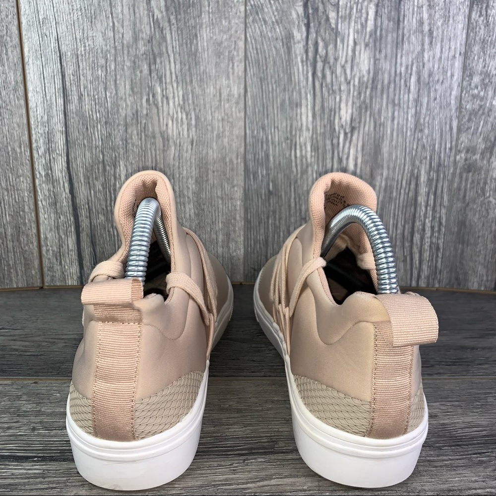 Steve Madden Lancer Sneakers - Picture 4 of 9